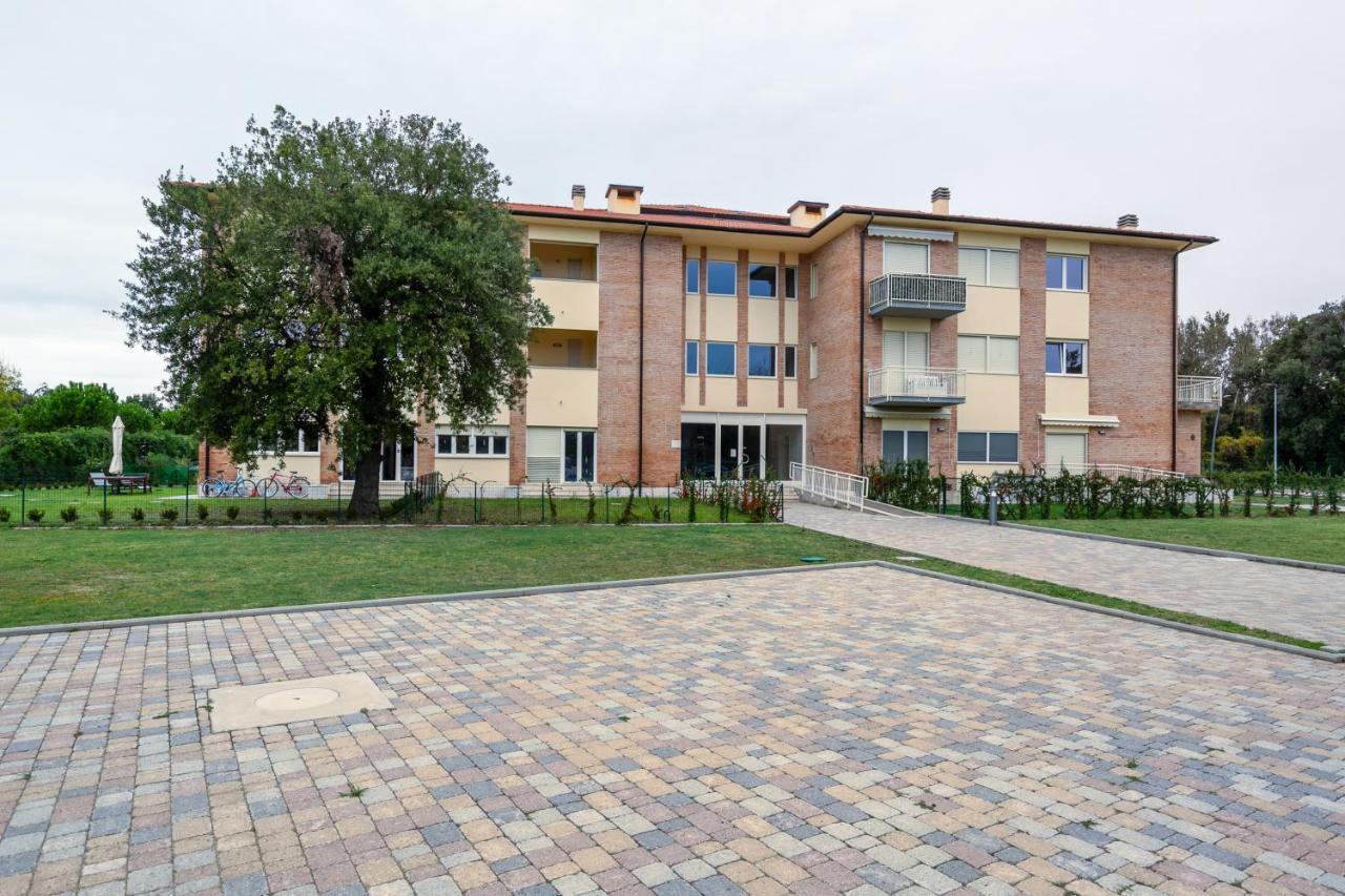 Appartement Seaside Flat With Swimming Pool And Private Parking à Calambrone Extérieur photo
