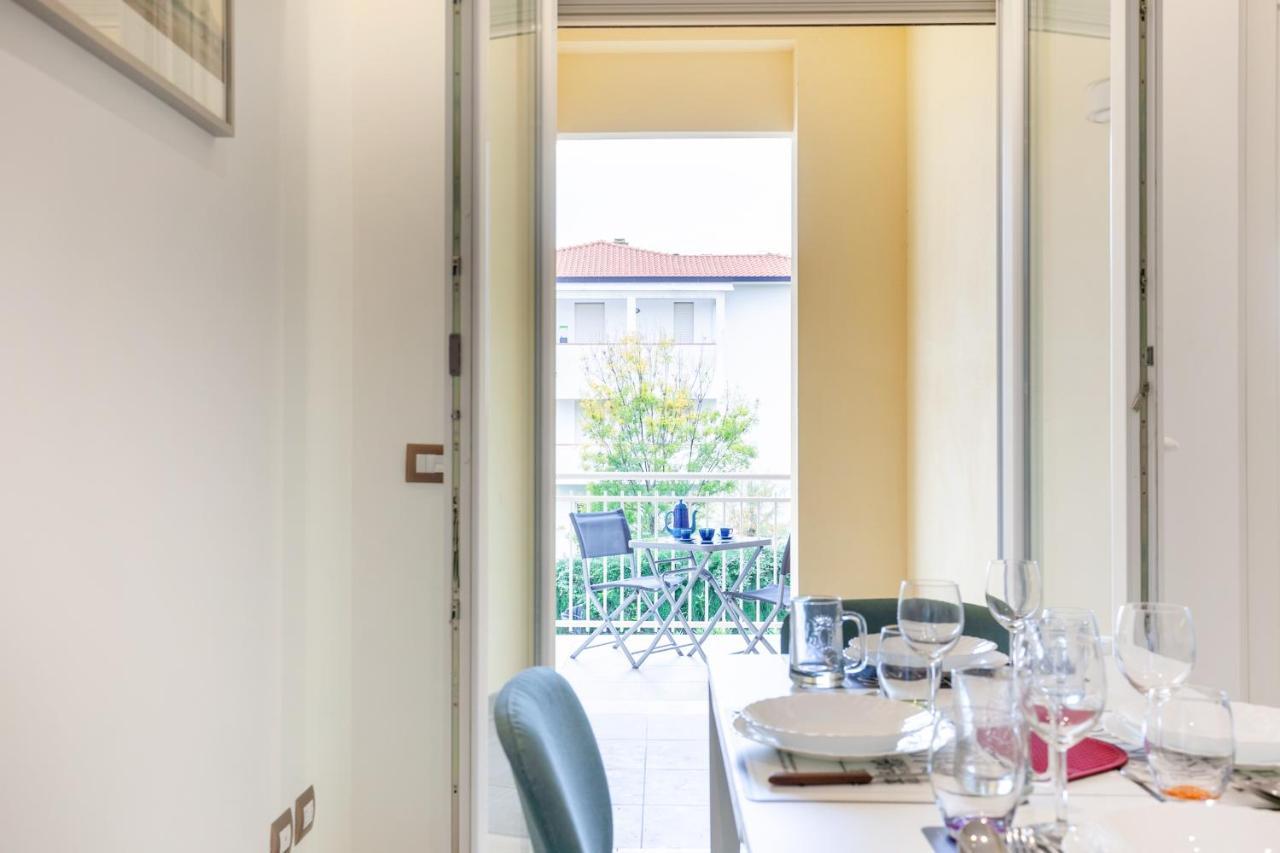 Appartement Seaside Flat With Swimming Pool And Private Parking à Calambrone Extérieur photo