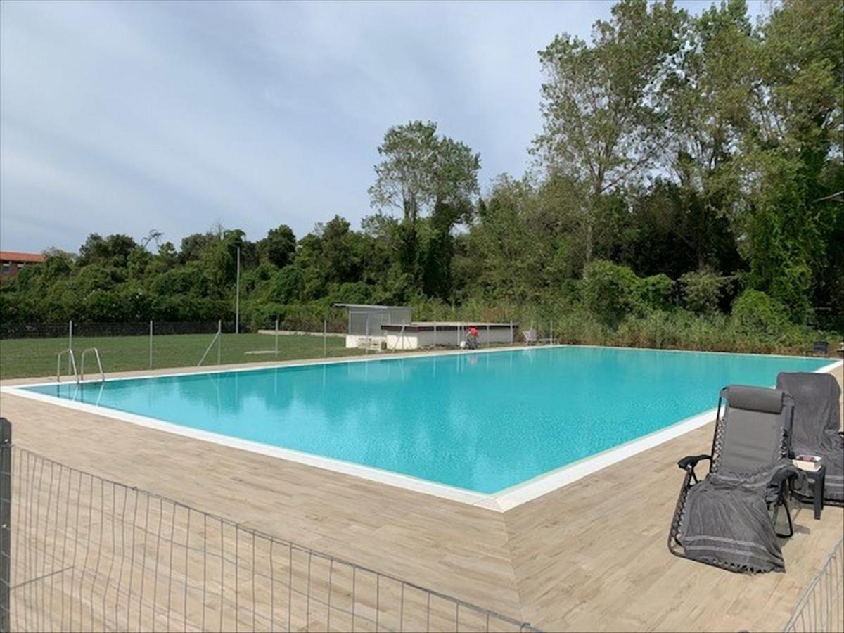 Appartement Seaside Flat With Swimming Pool And Private Parking à Calambrone Extérieur photo
